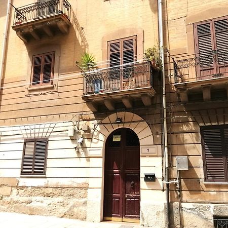 Guastella House Hotel Palermo Luaran gambar
